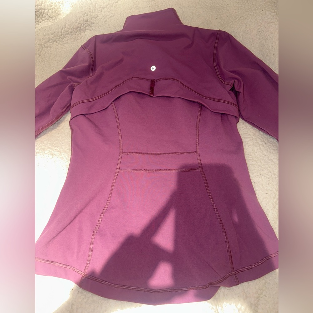Lulu Lemon Define purple zip up 10